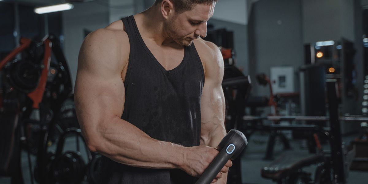 Deportista calentamiento antes de entrenar