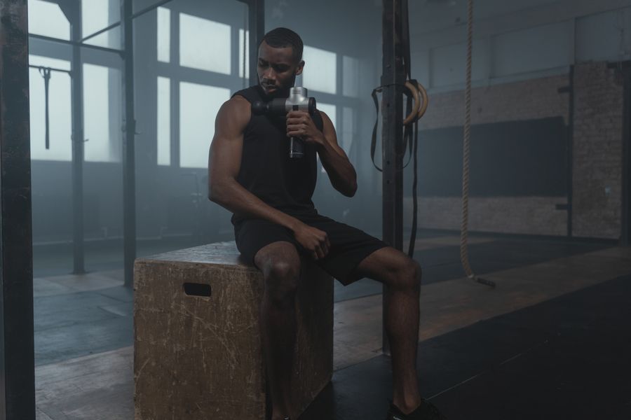 Pistola de masaje vs foam roller: qué dice la ciencia